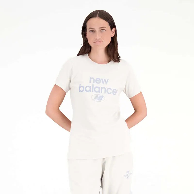 Remera New Balance Essentials Reimagined Mujer Crudo - Indy