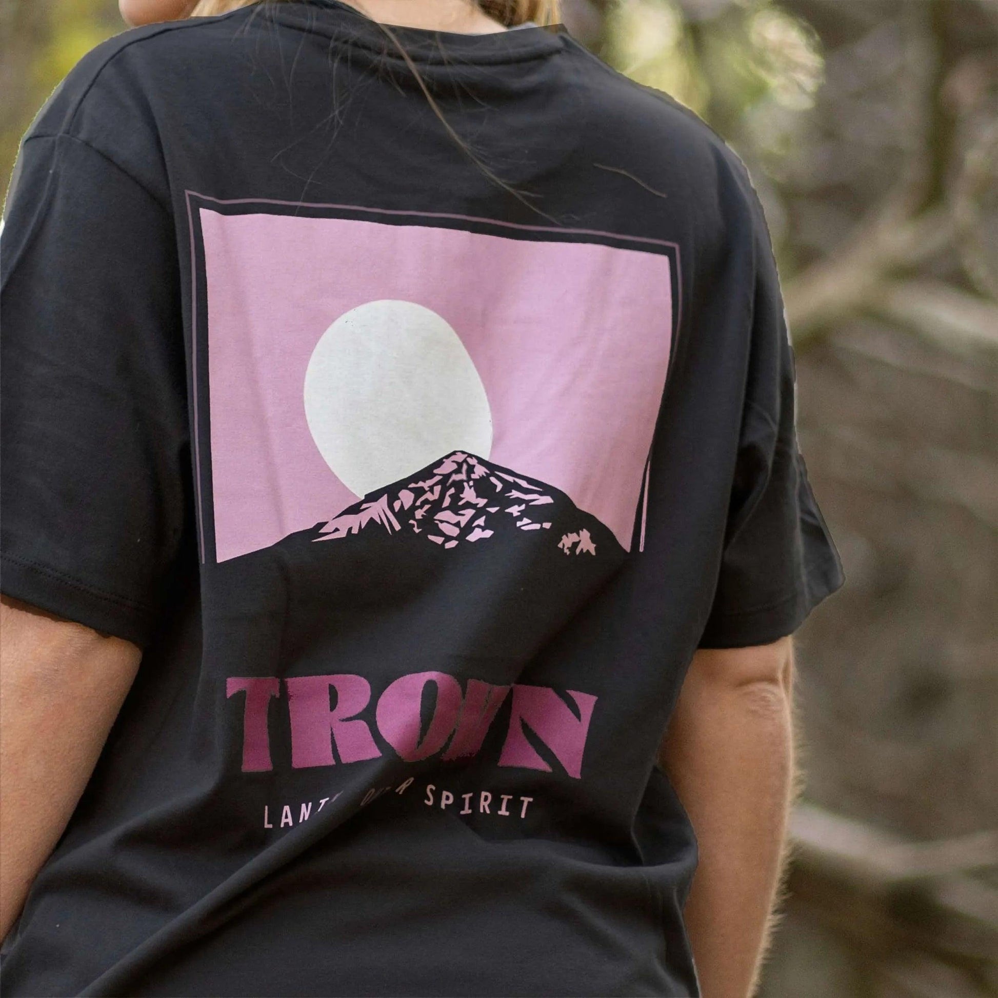 Remera Trown Lanin Negro - Indy