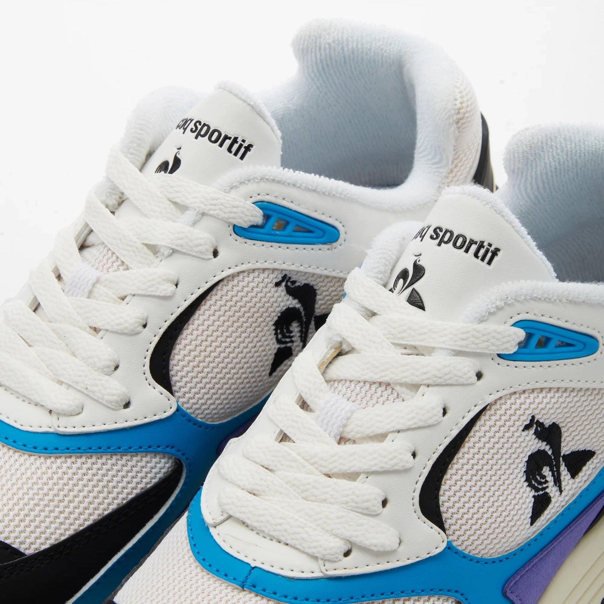 Zapatillas Le Coq Sportif Lcs R1100 OG Blanco Azul - Indy